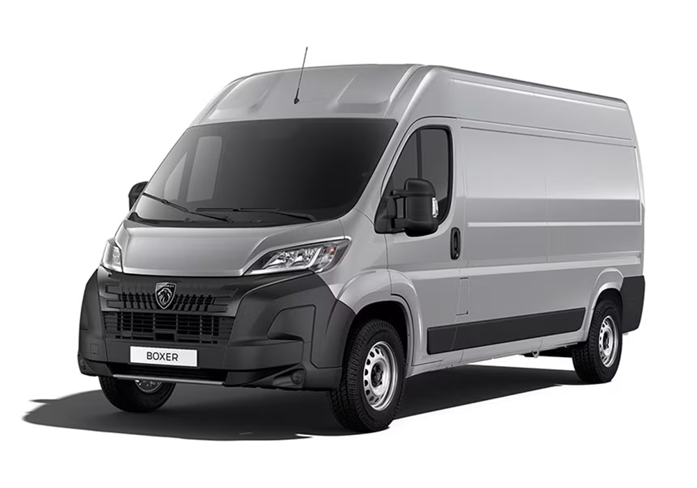 PEUGEOT Boxer von schräg vorne