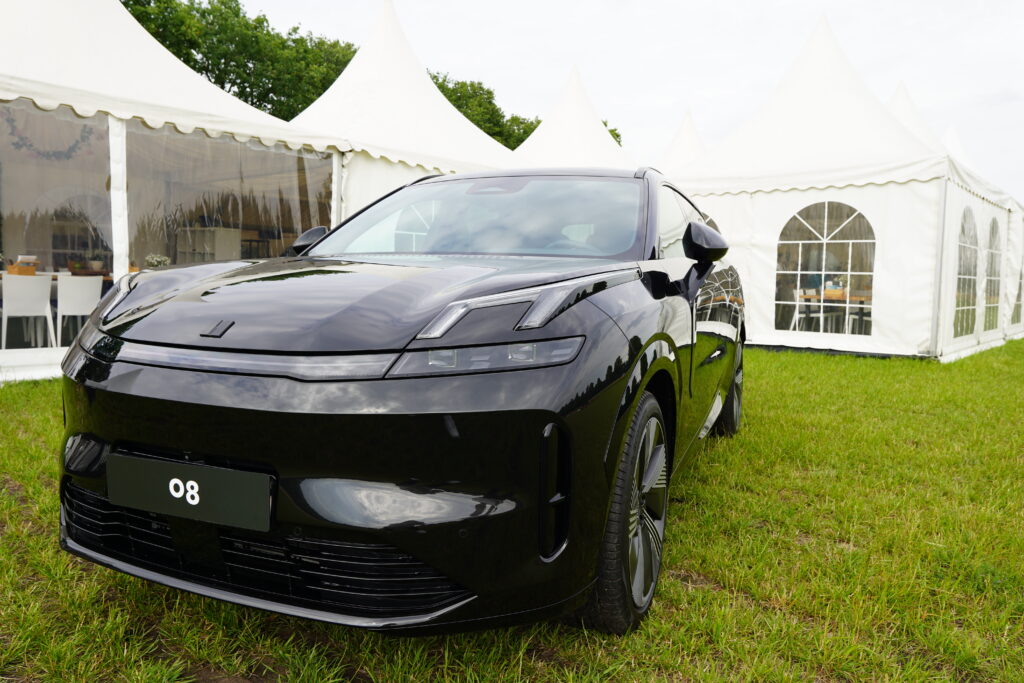 Front Blick Lynk & Co