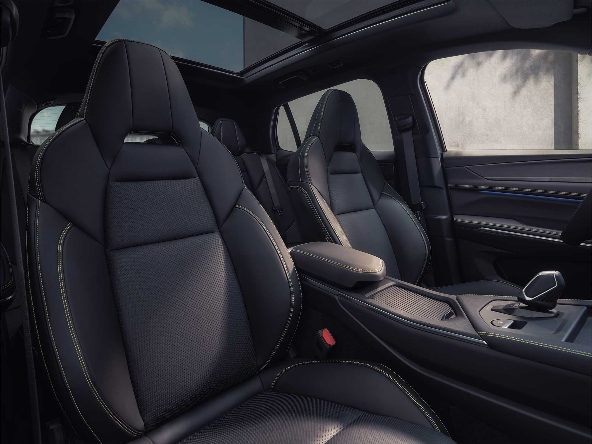 Lynk & Co 01 interior 2