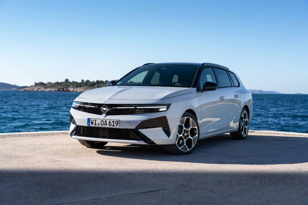 OPEL Astra Sports Tourer