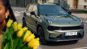 LYNK & CO 01 Core