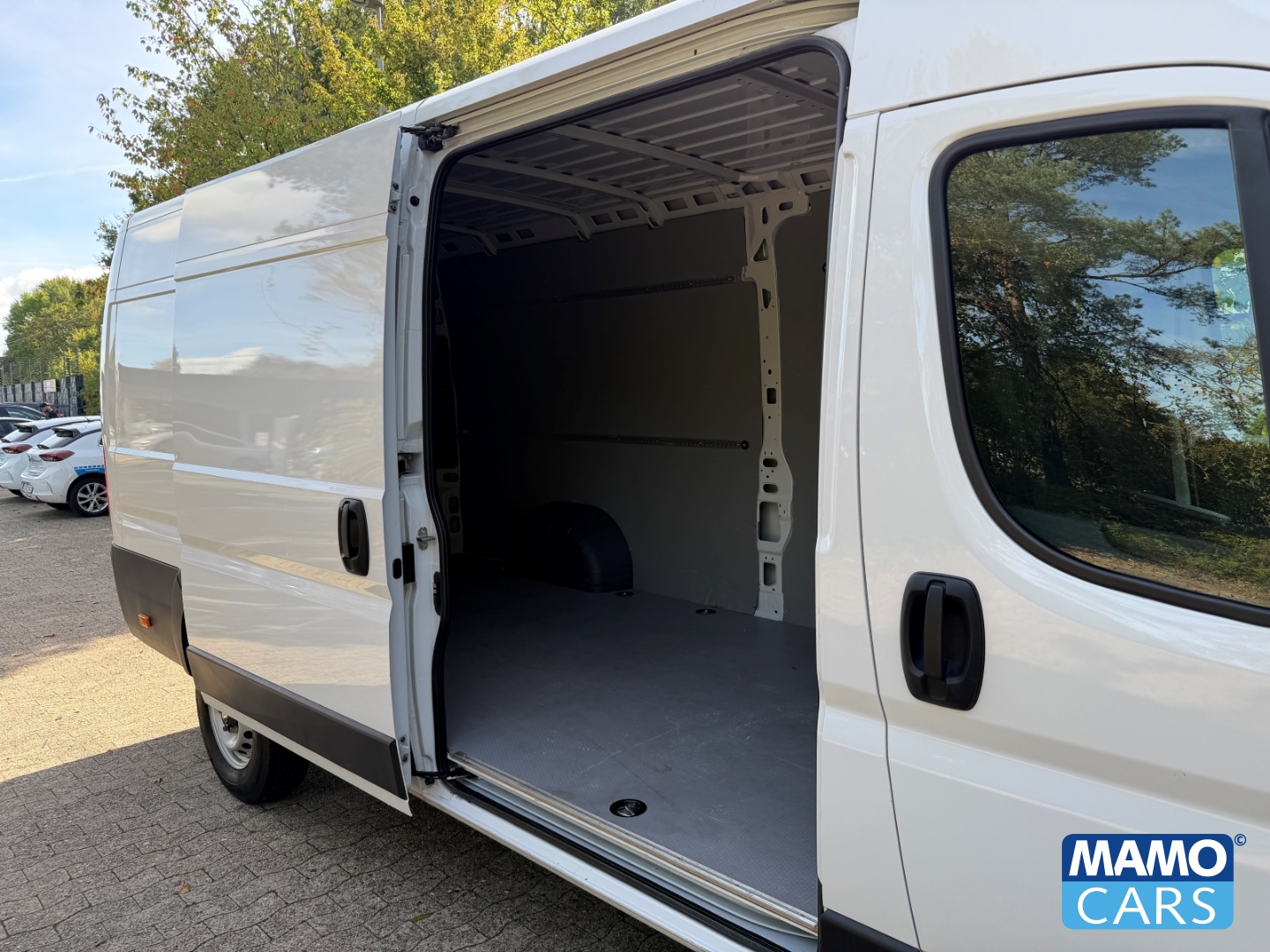Fahrzeugabbildung Opel Movano Kasten 3.5t verstärkt L4H2 BlueHDI180