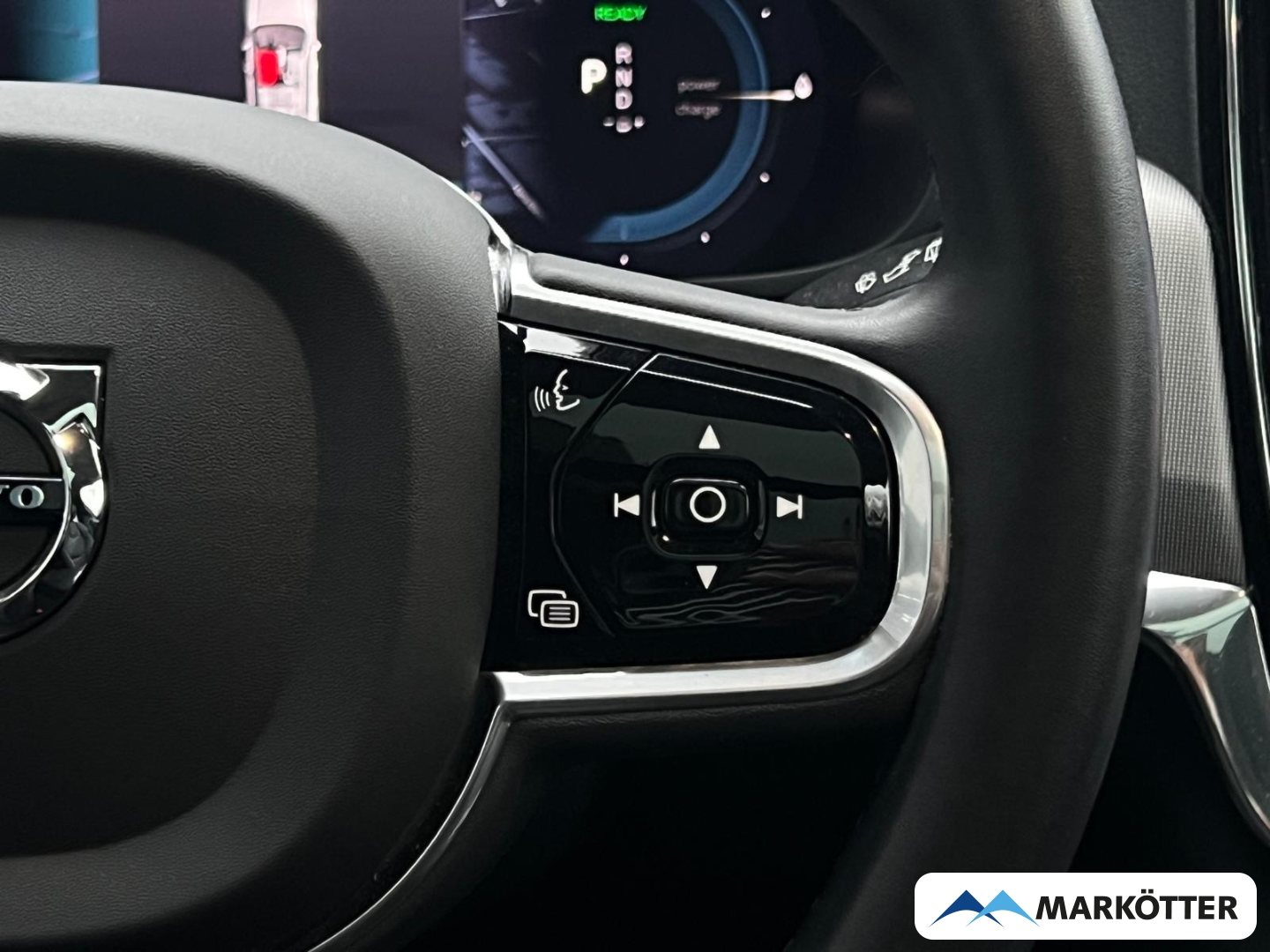 Fahrzeugabbildung Volvo V90 T8 AWD Ultimate Dark Recharge AHK/PANO/360°