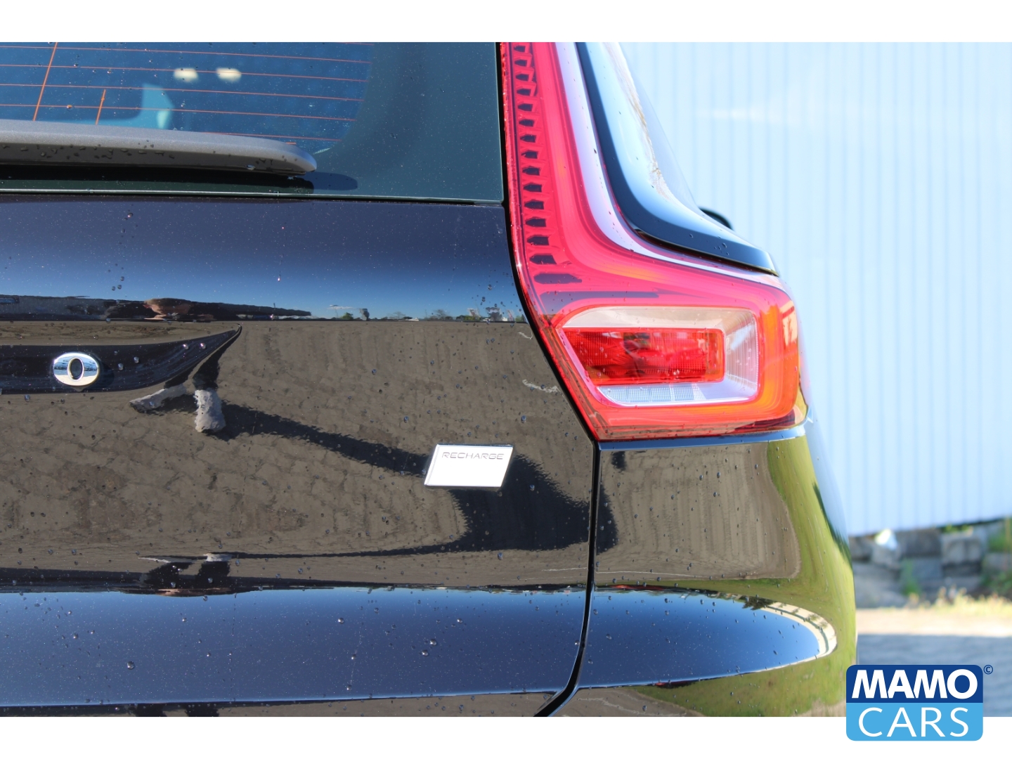 Fahrzeugabbildung Volvo XC40 Plus Pure Electric Single-Motor Allwetter/Kamera/1. Hand