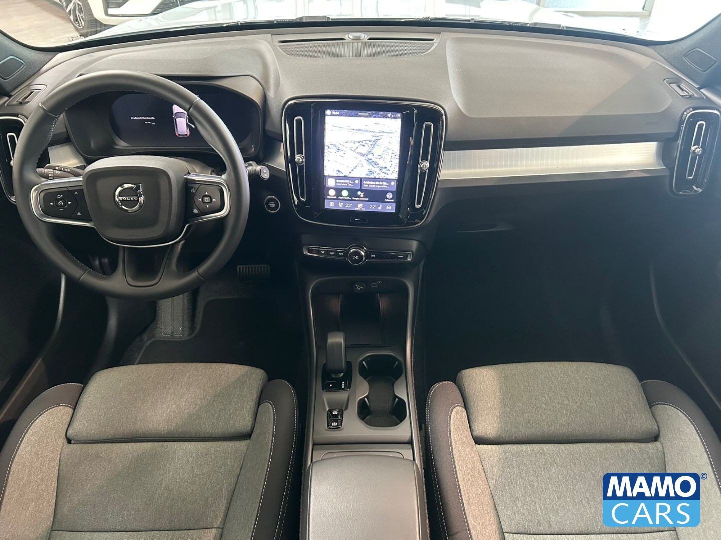 Fahrzeugabbildung Volvo XC40 B3 Core ACC/BLIS/SHZ/LHZ/GOOGLE