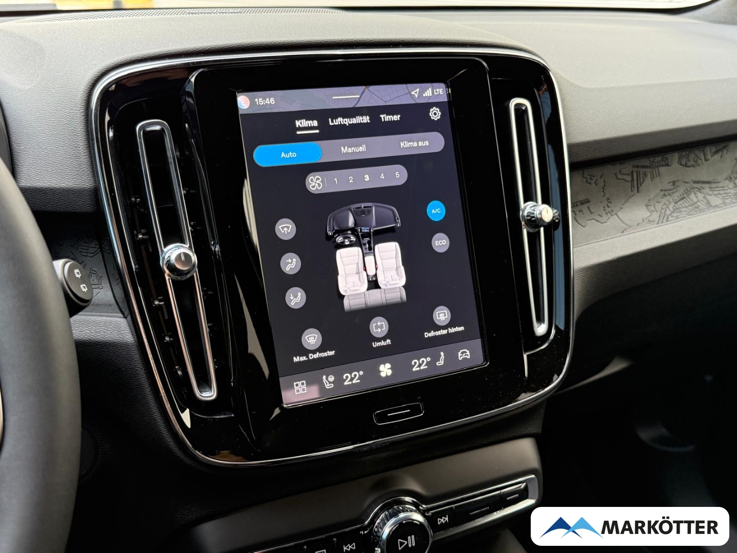 Fahrzeugabbildung Volvo EX40 Single Motor Ext. Range Plus Black Edition