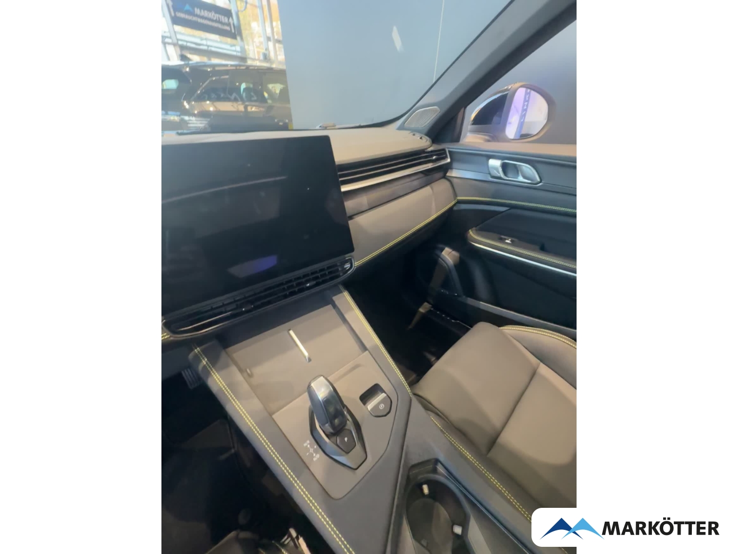 Fahrzeugabbildung Lynk & Co 01 More/ Vollausstattung/ Plug In Hybrid/1.5 TD PHEV 206 kW More