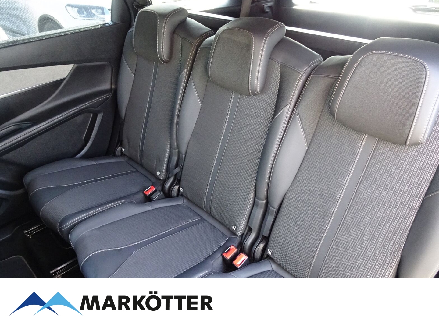 Fahrzeugabbildung Peugeot 5008 GT 7-Sitzer/Navi/Cam/SHZ/LED/PDC