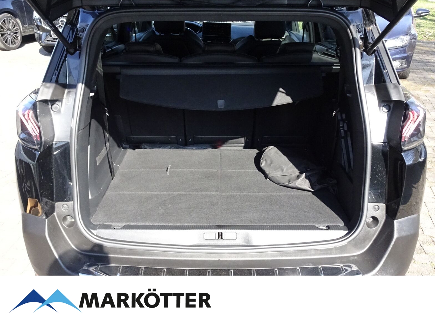 Fahrzeugabbildung Peugeot 5008 GT 7-Sitzer/Navi/Cam/SHZ/LED/PDC