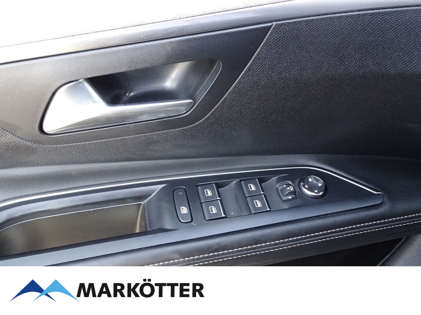 Fahrzeugabbildung Peugeot 5008 GT 7-Sitzer/Navi/Cam/SHZ/LED/PDC