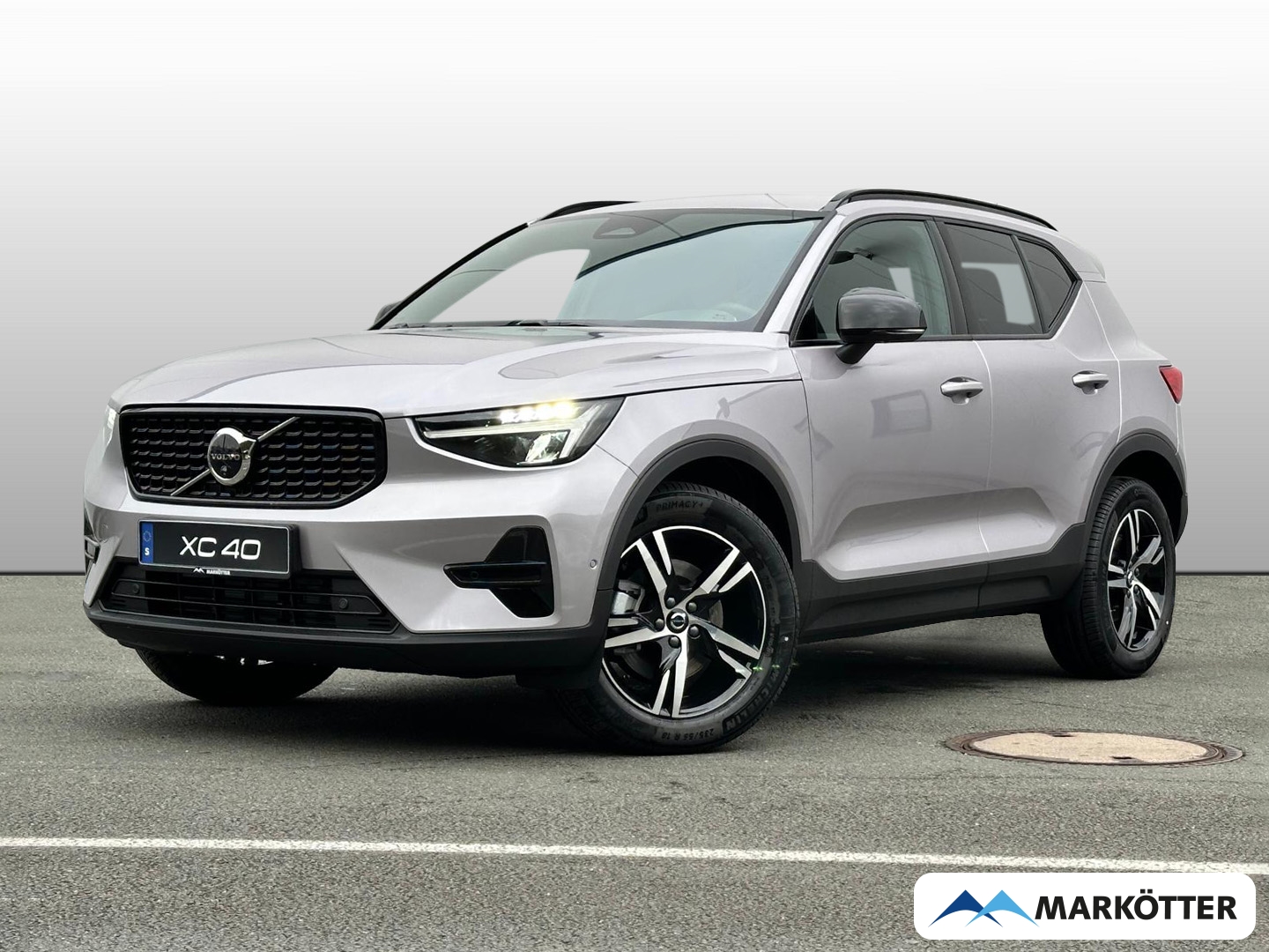 Fahrzeugabbildung Volvo XC40 B3 Plus Dark/AHK/360°CAM/Privacy/
