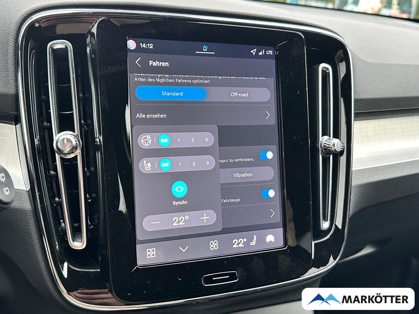 Fahrzeugabbildung Volvo XC40 B3 Plus Dark/AHK/360°CAM/Privacy/