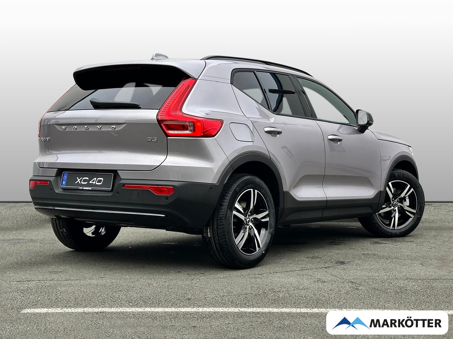 Fahrzeugabbildung Volvo XC40 B3 Plus Dark/AHK/360°CAM/Privacy/