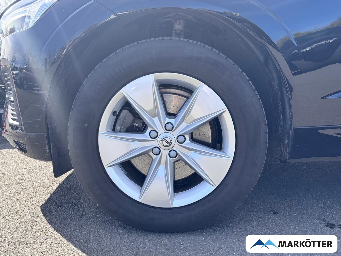 Fahrzeugabbildung Volvo XC60 B4 Core CAM/GOOGLE/NAVI/4xSHZ/LHZ