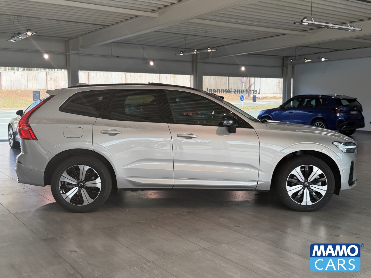 Fahrzeugabbildung Volvo XC60 T6 AWD Plus Dark ACC/BLIS/360°/HUD/PANO