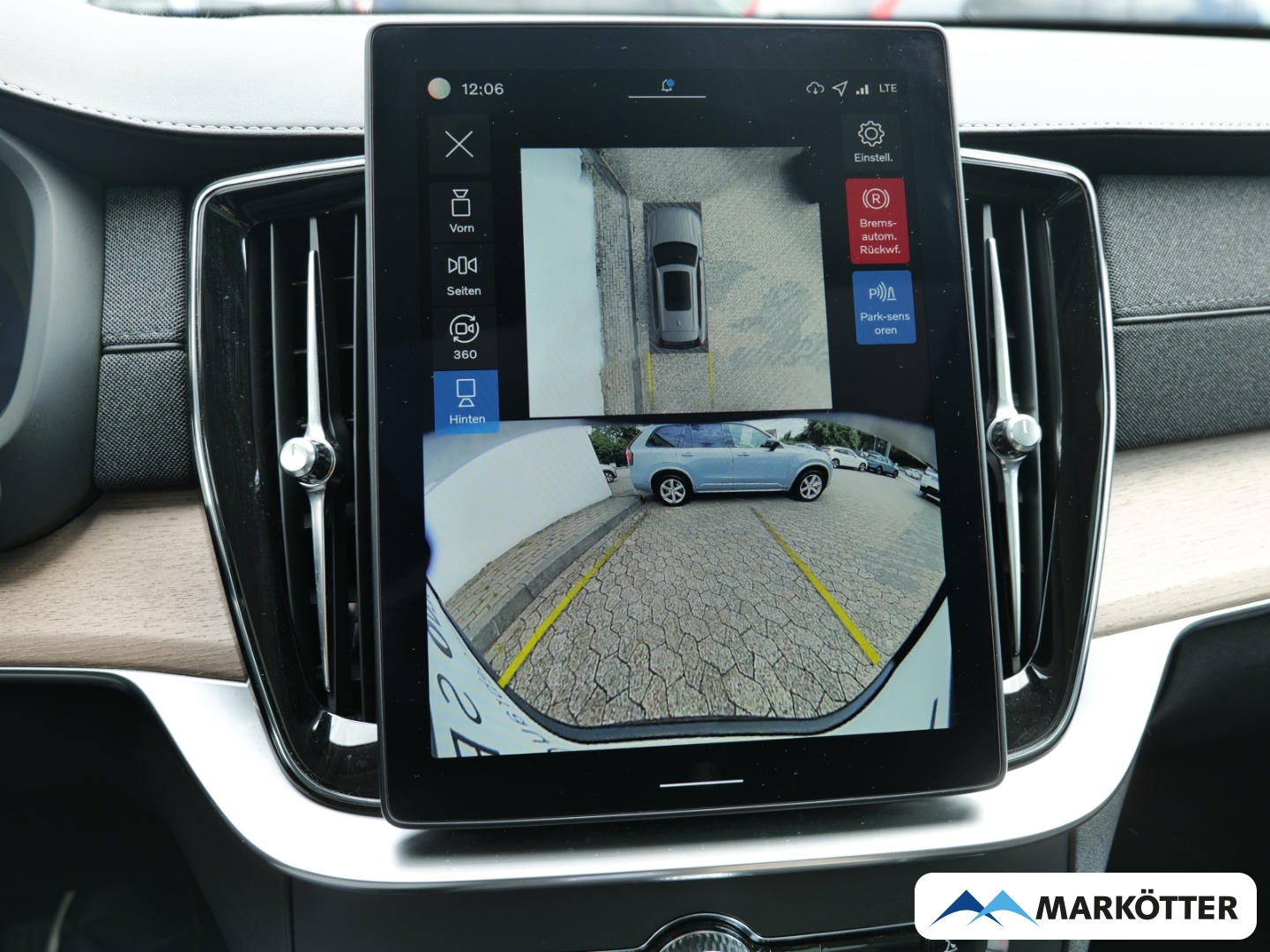 Fahrzeugabbildung Volvo XC90 T8 AWD Recharge Plus Dark 7-Sitzer/PANO/HUD