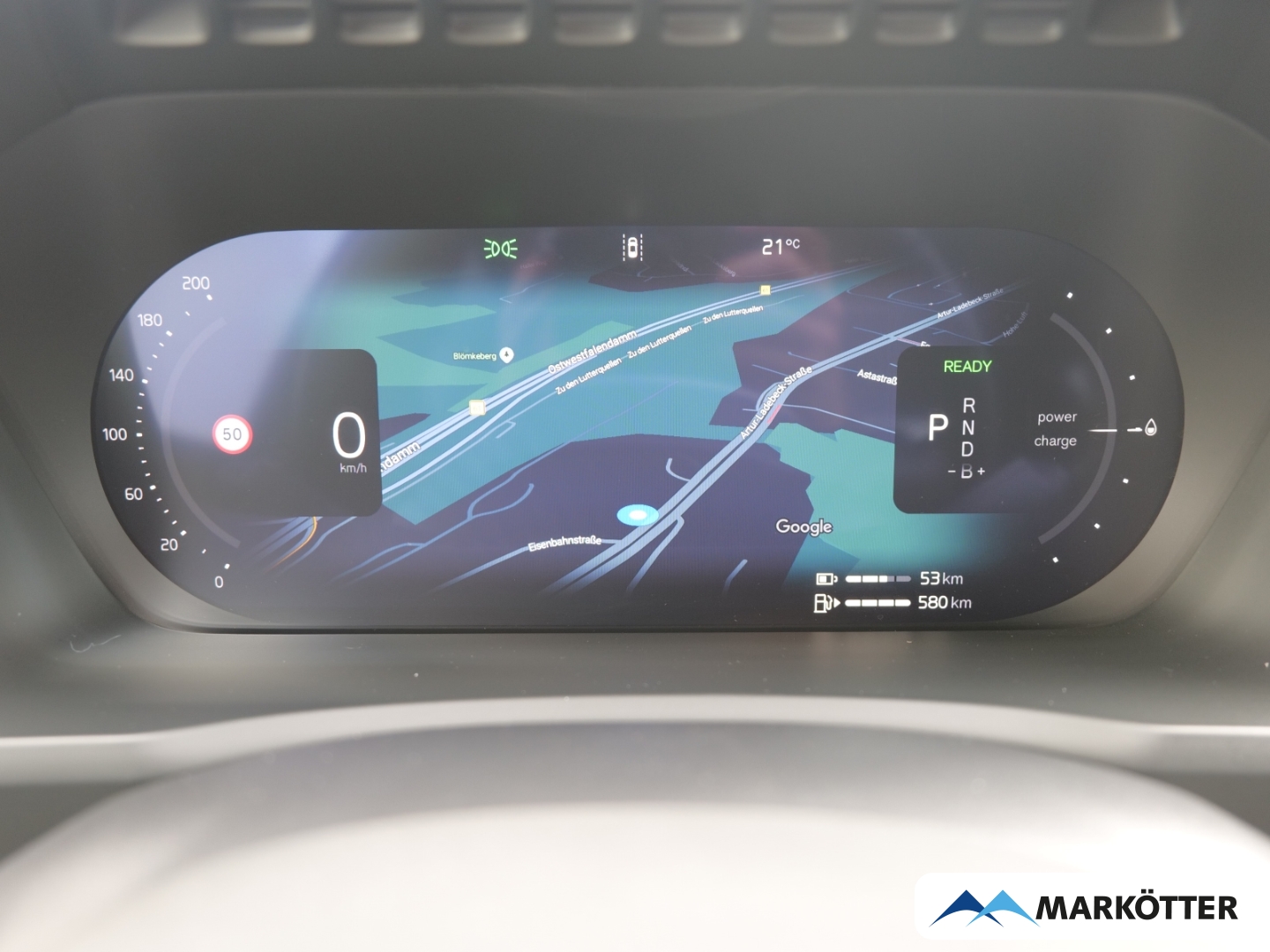 Fahrzeugabbildung Volvo XC90 T8 AWD Recharge Plus Dark 7-Sitzer/PANO/HUD