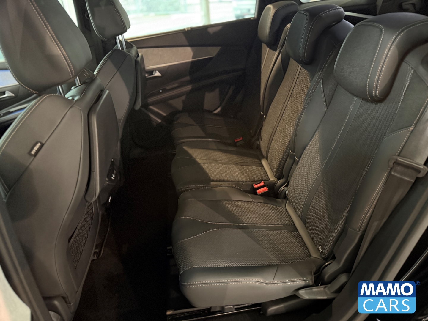 Fahrzeugabbildung Peugeot 5008 1.2 GT ACC/APPLE/BLIS/CAM/SHZ/NAVI