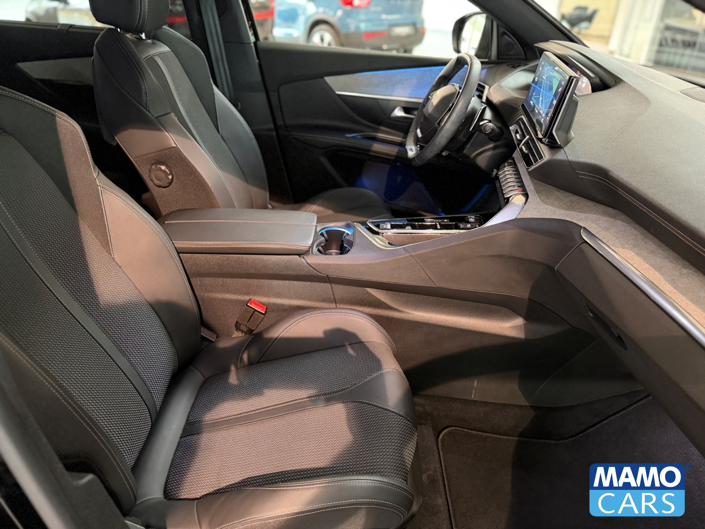 Fahrzeugabbildung Peugeot 5008 1.2 GT ACC/APPLE/BLIS/CAM/SHZ/NAVI