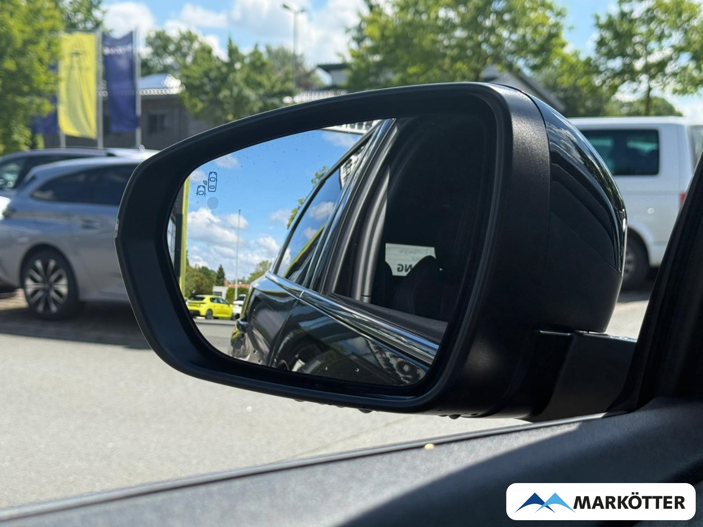 Fahrzeugabbildung Peugeot 5008 GT 7-Sitzer ACC/360CAM/DAB/LED/PANO/SHZ