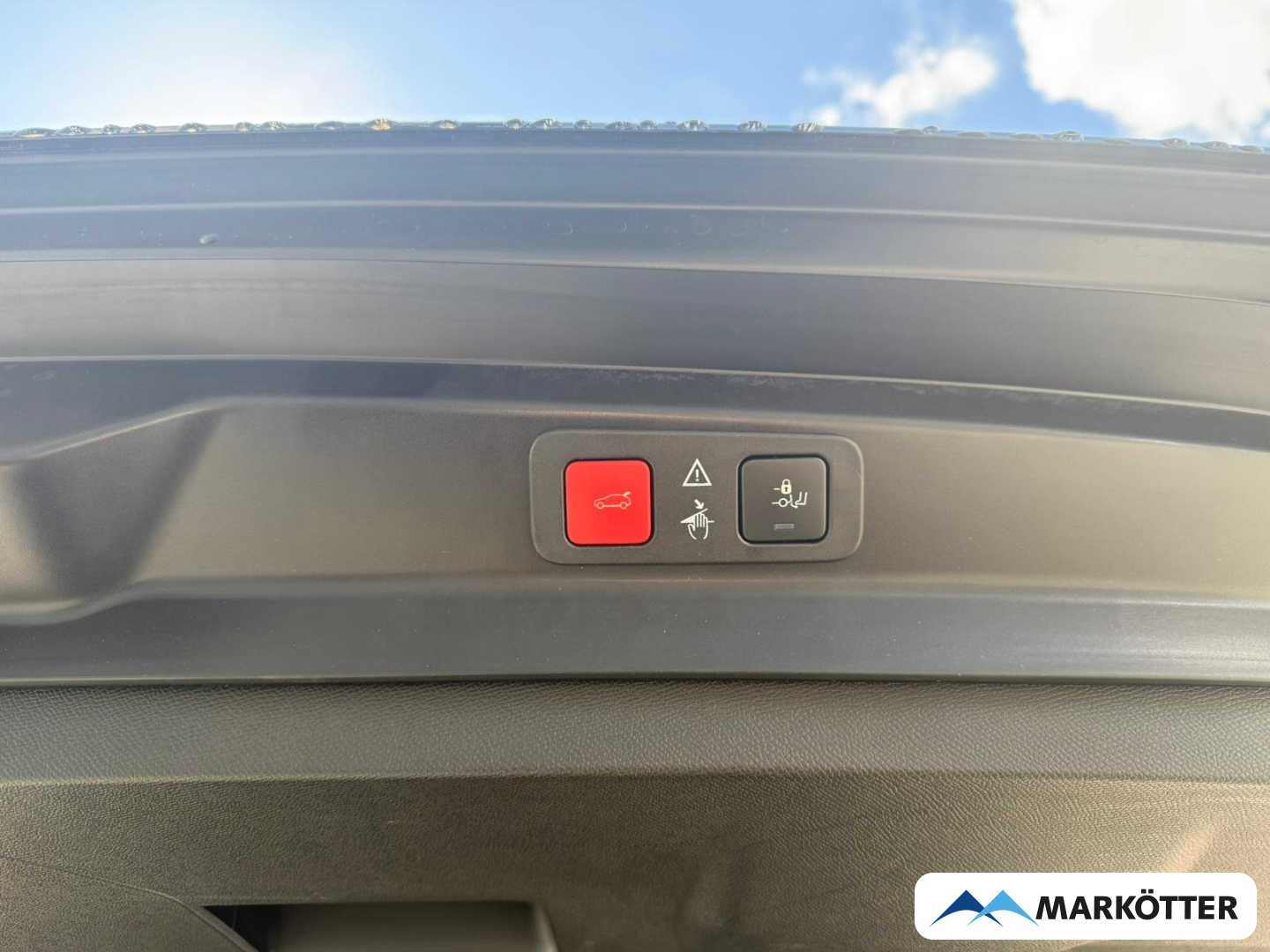 Fahrzeugabbildung Peugeot 5008 GT 7-Sitzer ACC/360CAM/DAB/LED/PANO/SHZ