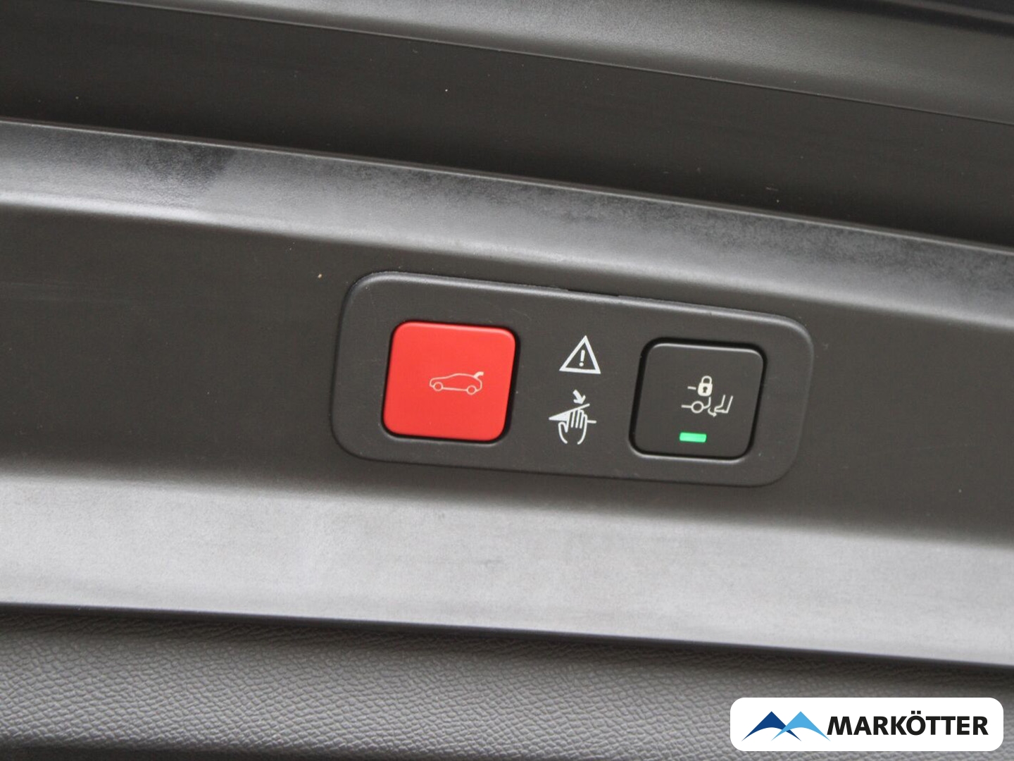 Fahrzeugabbildung Peugeot 5008 Hybrid 136 GT 7-Sitzer/SHZ/ACC/LED