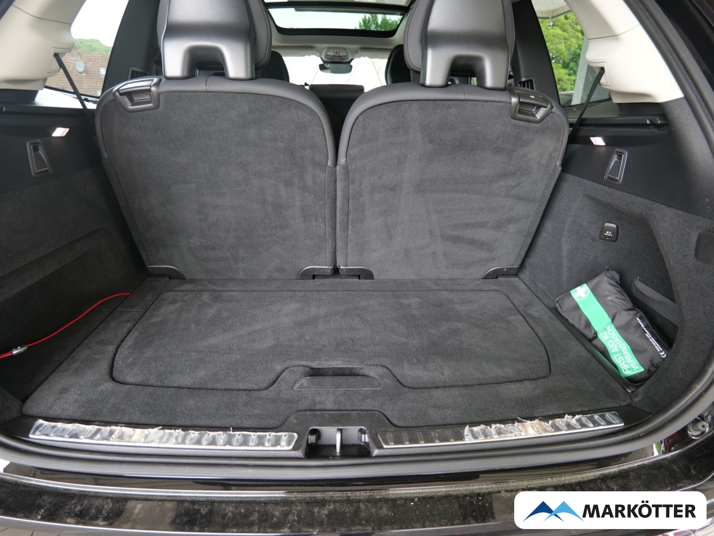 Fahrzeugabbildung Volvo XC90 T8 AWD Recharge Plus Bright 7-Sitzer/PANO