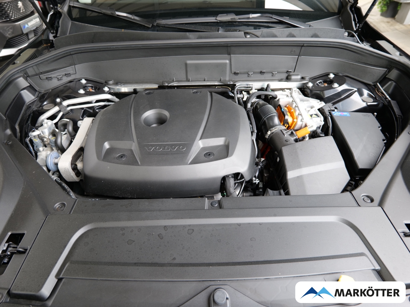 Fahrzeugabbildung Volvo XC90 T8 AWD Recharge Plus Bright 7-Sitzer/PANO