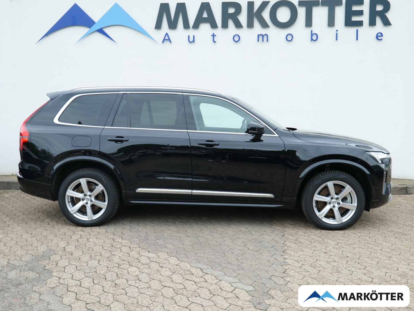 Fahrzeugabbildung Volvo XC90 T8 AWD Recharge Plus Bright 7-Sitzer/PANO