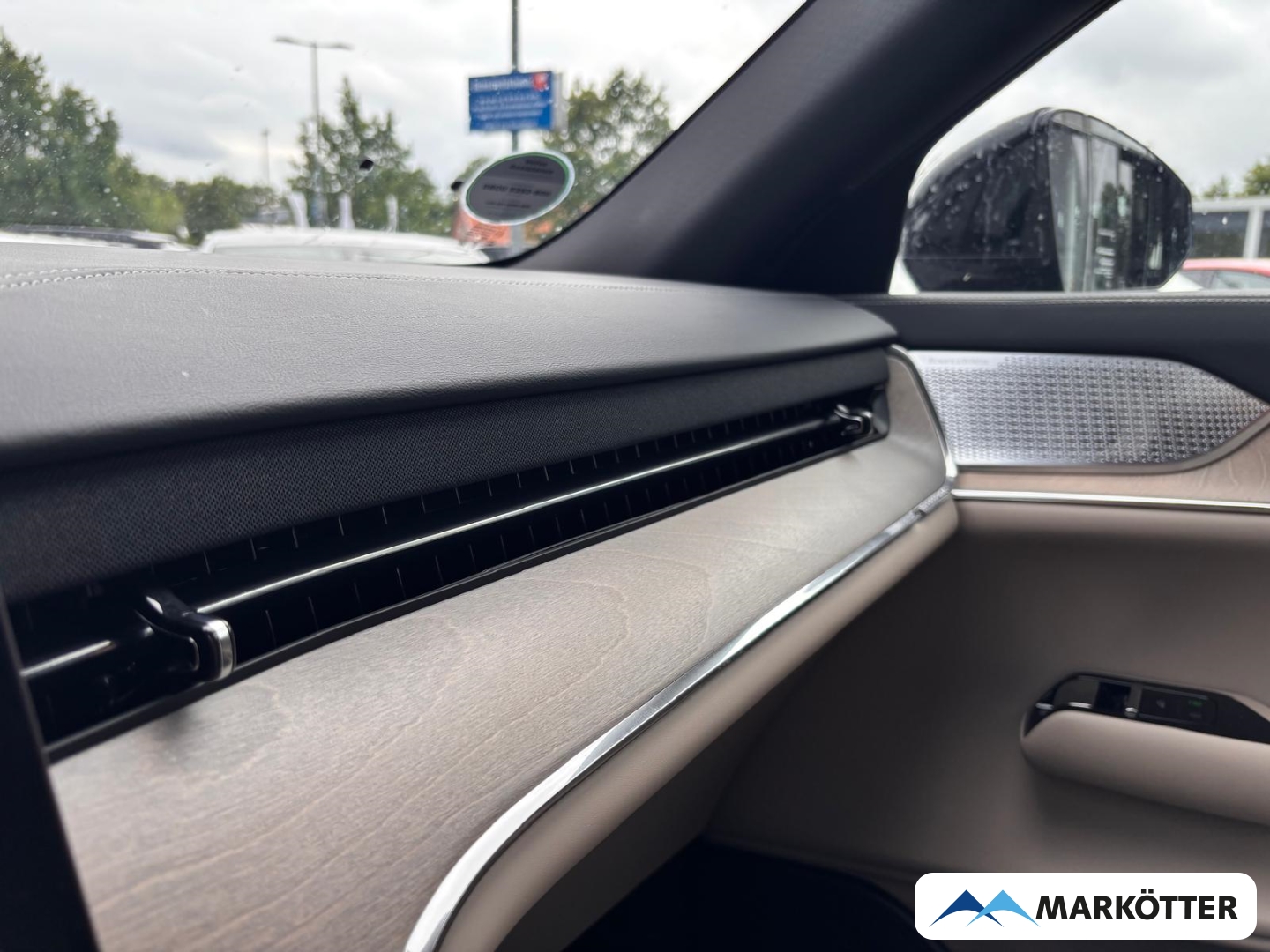 Fahrzeugabbildung Volvo EX90 AWD Ultra Performance Pure Electric 7-Sitz.