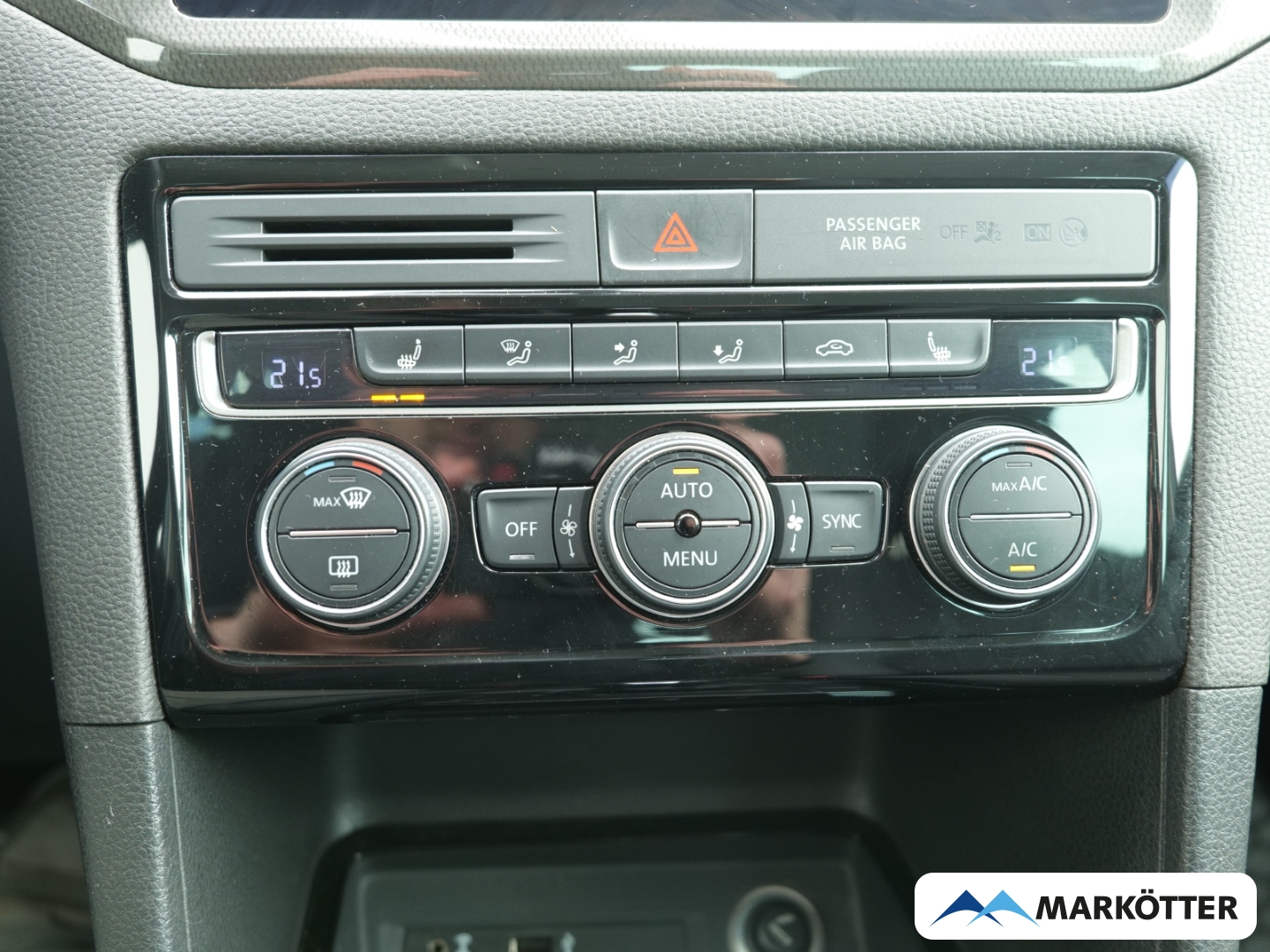 Fahrzeugabbildung Volkswagen Golf Sportsvan VII 1.5 TSI Join ACC/Apple/2xPDC/AHK