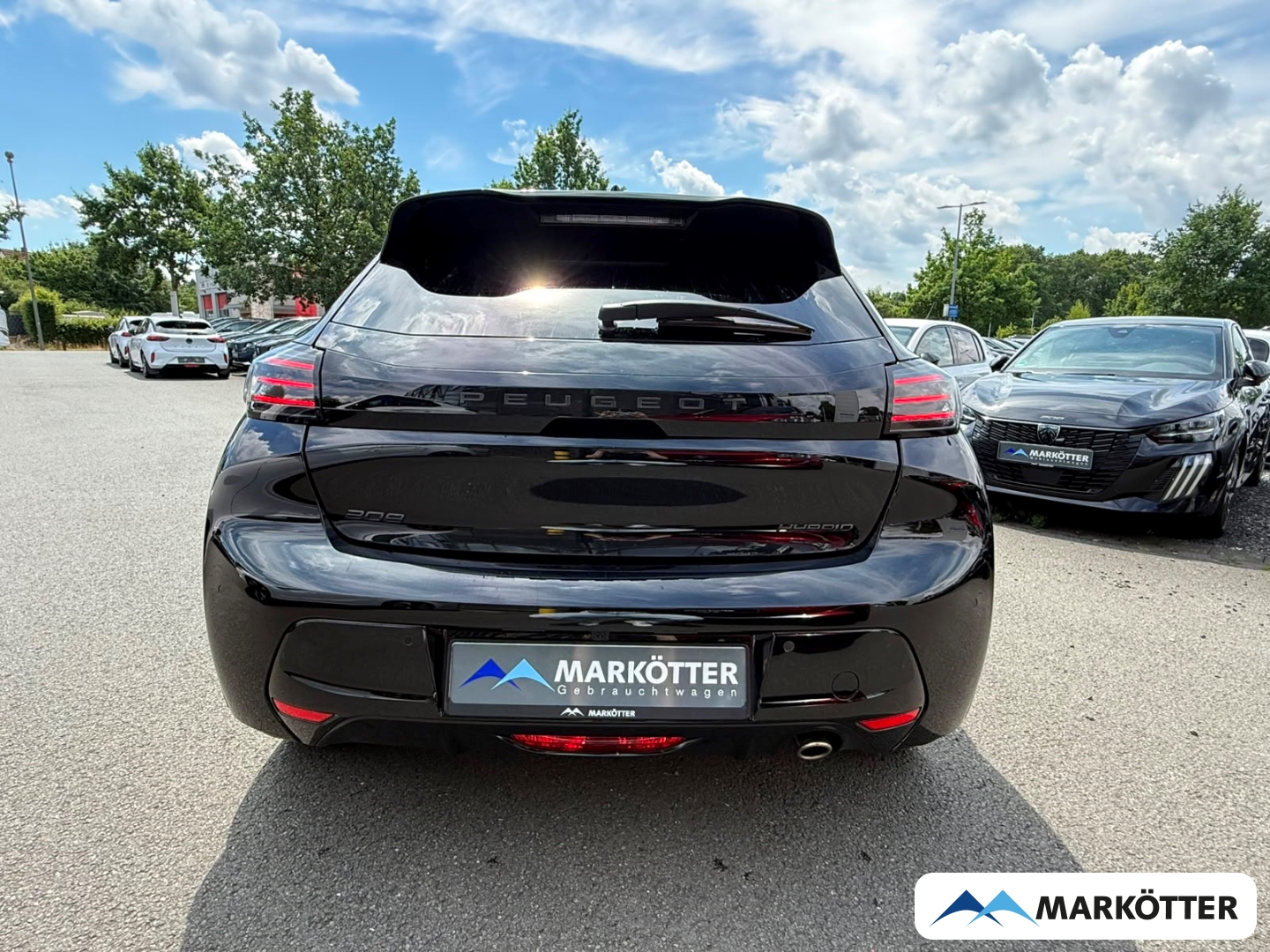 Fahrzeugabbildung Peugeot 208 Hybrid BlackPaket GT CAM/MASSAGE/NAVI/SHZ/TEMP