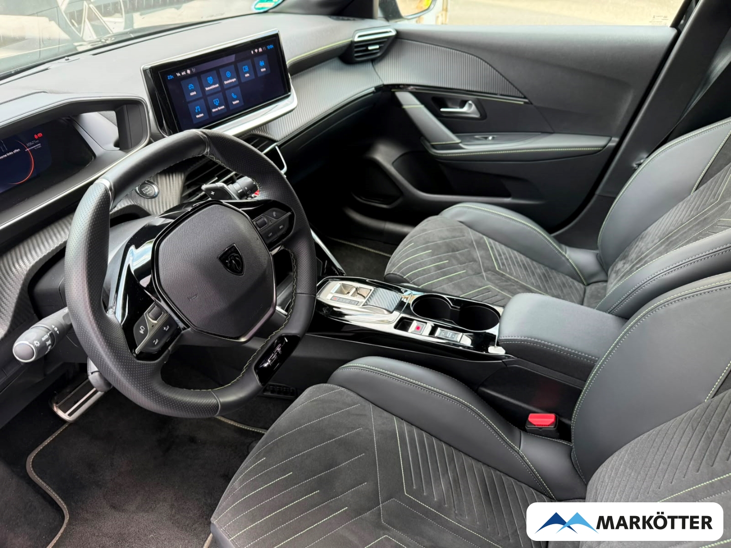 Fahrzeugabbildung Peugeot 208 Hybrid BlackPaket GT CAM/MASSAGE/NAVI/SHZ/TEMP