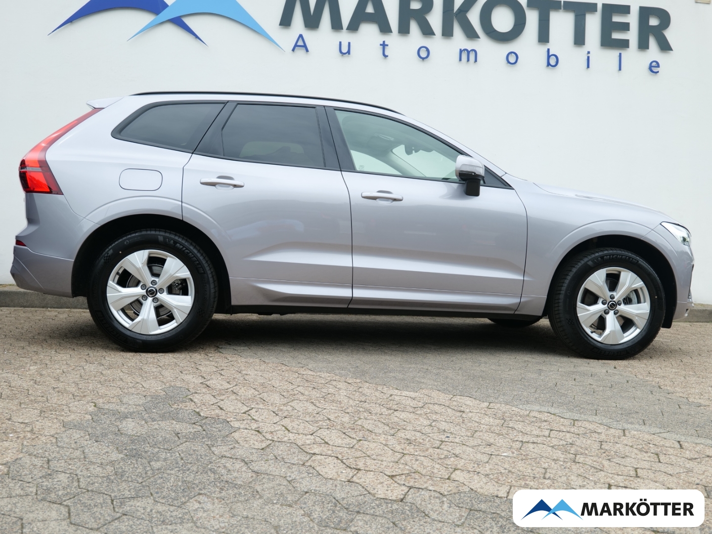 Fahrzeugabbildung Volvo XC60 B5 AWD Rückfahrkamera/Totwinkelassistent