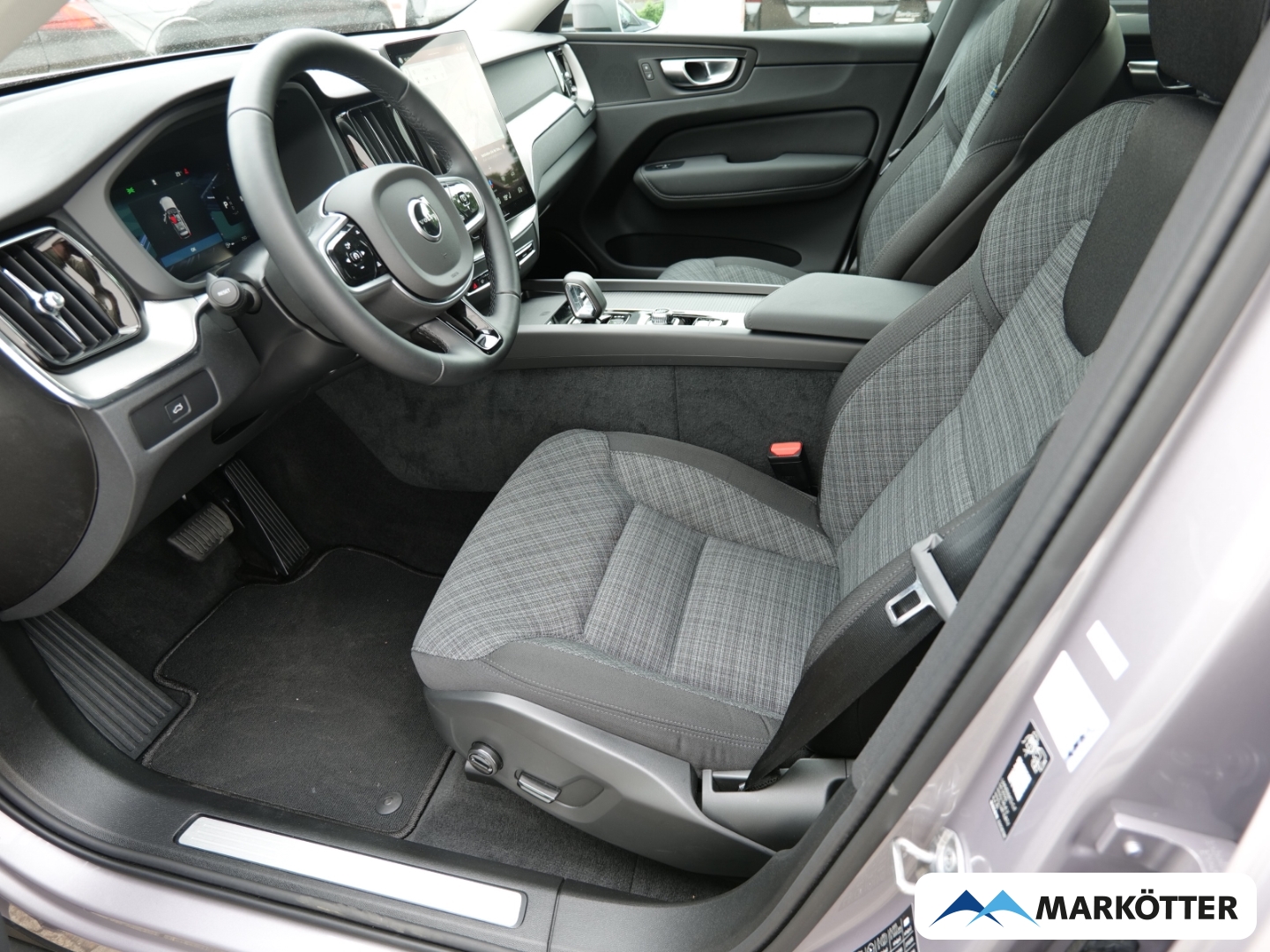 Fahrzeugabbildung Volvo XC60 B5 AWD Rückfahrkamera/Totwinkelassistent
