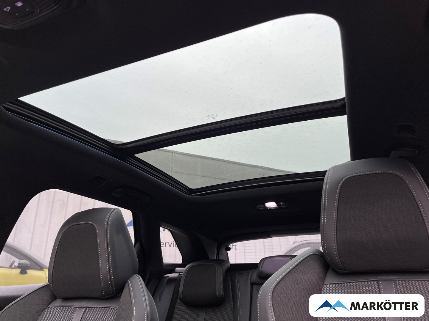 Fahrzeugabbildung Peugeot 3008 Hybrid 136 GT ab 1,99%/SHZ/ACC/360CAM/BLIS/TEMP