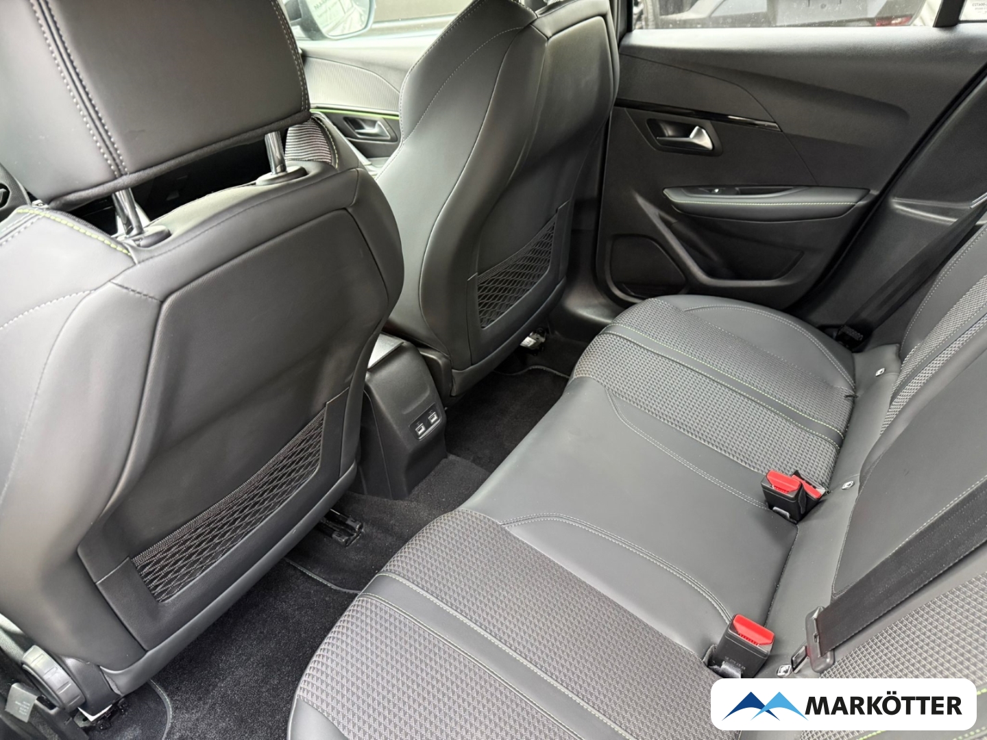 Fahrzeugabbildung Peugeot 208 GT SHZ/360CAM/NAVI/PDC/LED/CARPLY/TEMP