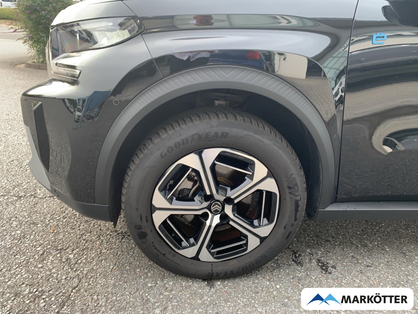 Fahrzeugabbildung Citroen C3 Aircross 113 MAX/Head-up/Navi/PDC/Kamera/LED