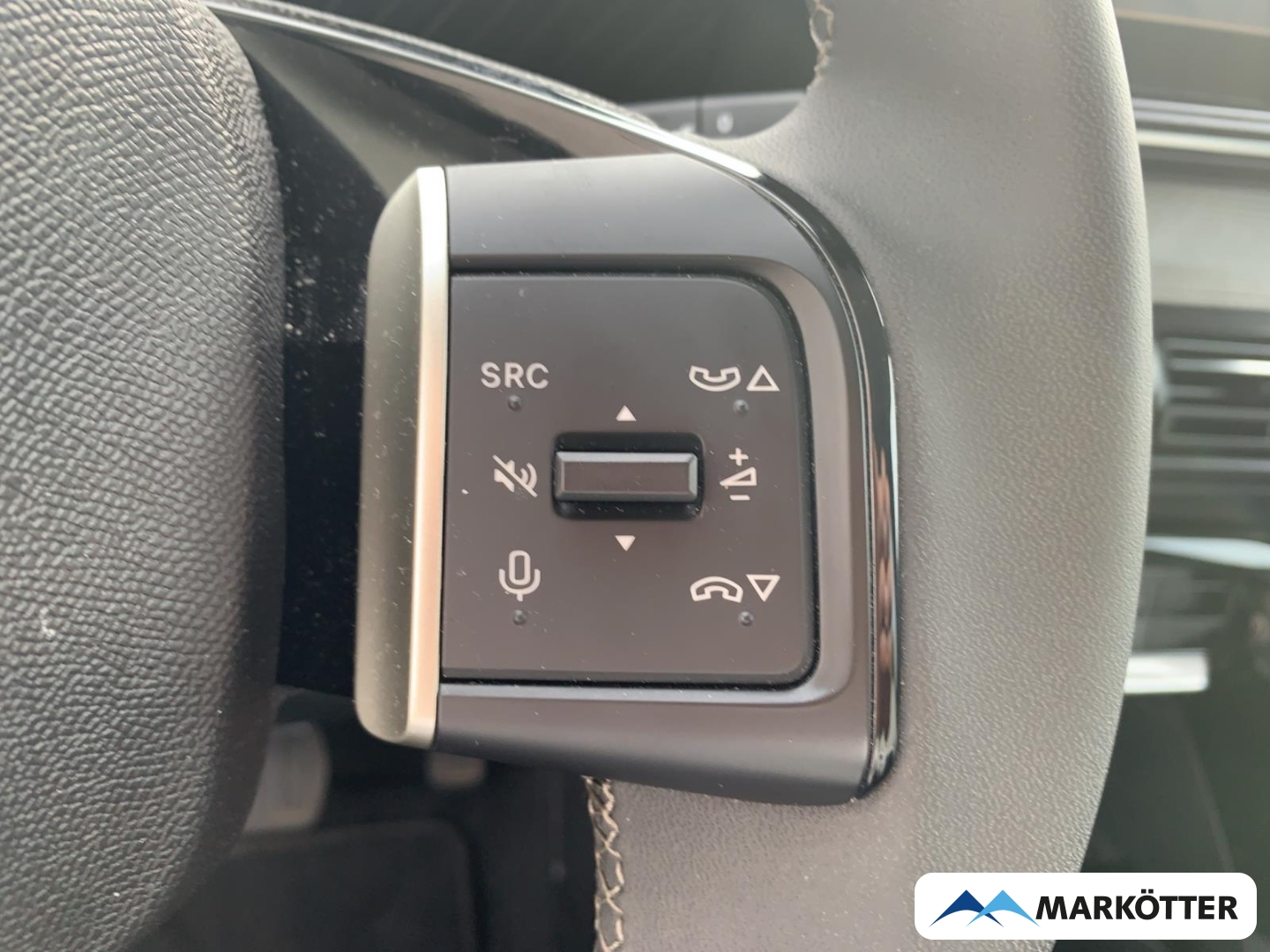 Fahrzeugabbildung Citroen C3 Aircross 113 MAX/Head-up/Navi/PDC/Kamera/LED