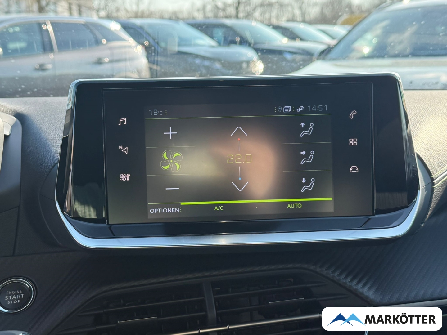 Fahrzeugabbildung Peugeot 208 GT SHZ/CAM/NAVI/PDC/TEMP/CARPY/LED