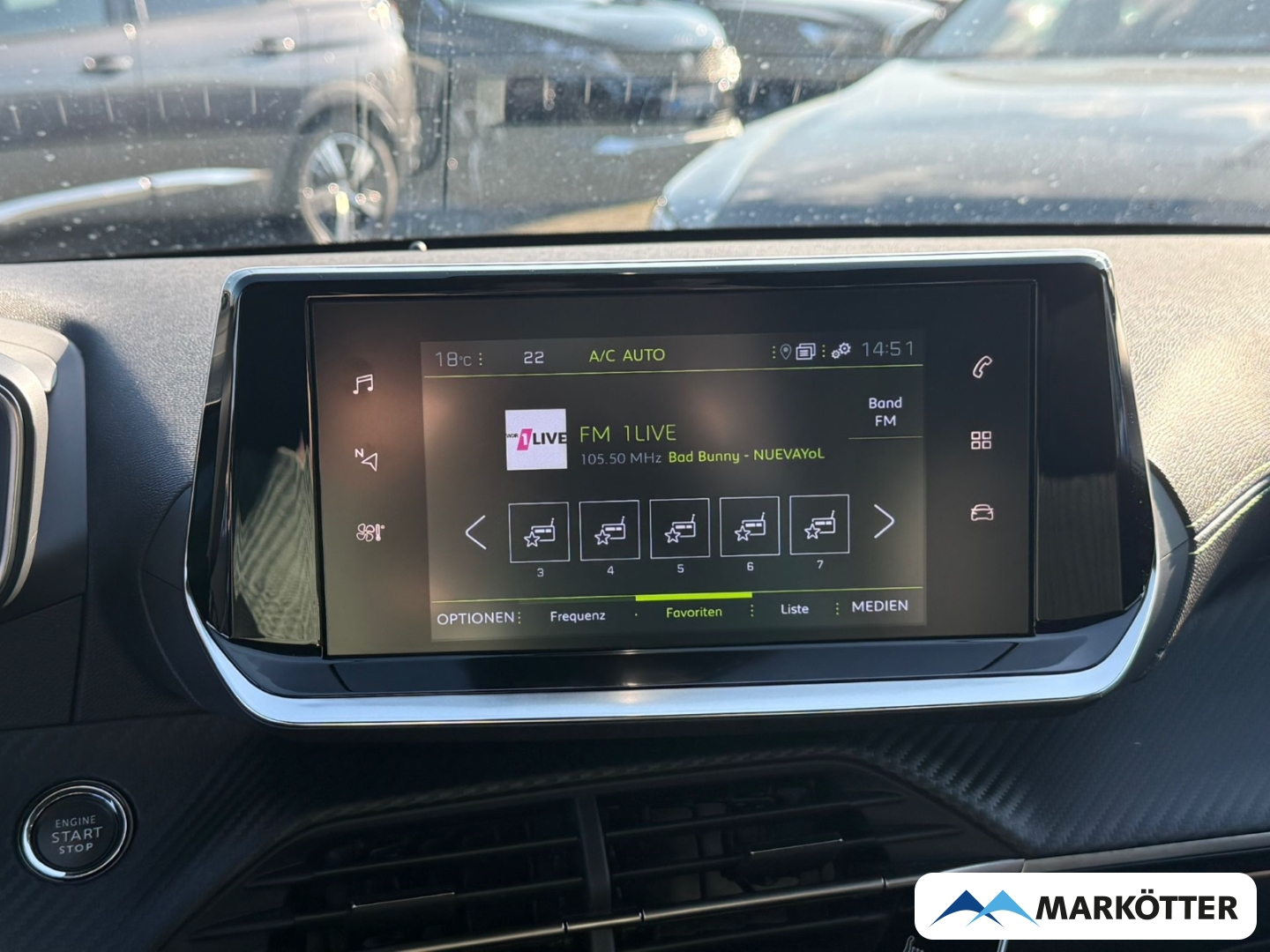 Fahrzeugabbildung Peugeot 208 GT SHZ/CAM/NAVI/PDC/TEMP/CARPY/LED