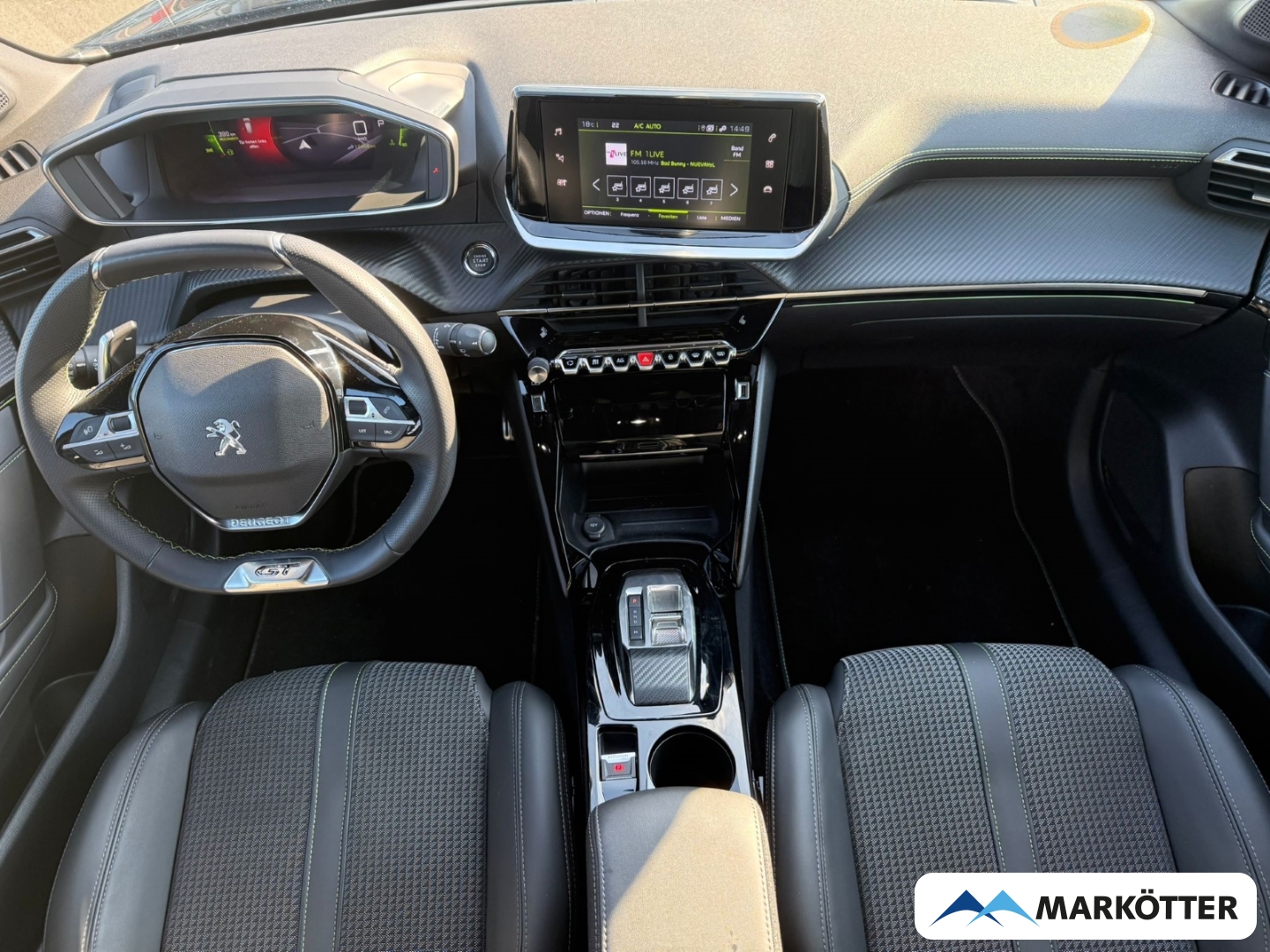 Fahrzeugabbildung Peugeot 208 GT SHZ/CAM/NAVI/PDC/TEMP/CARPY/LED