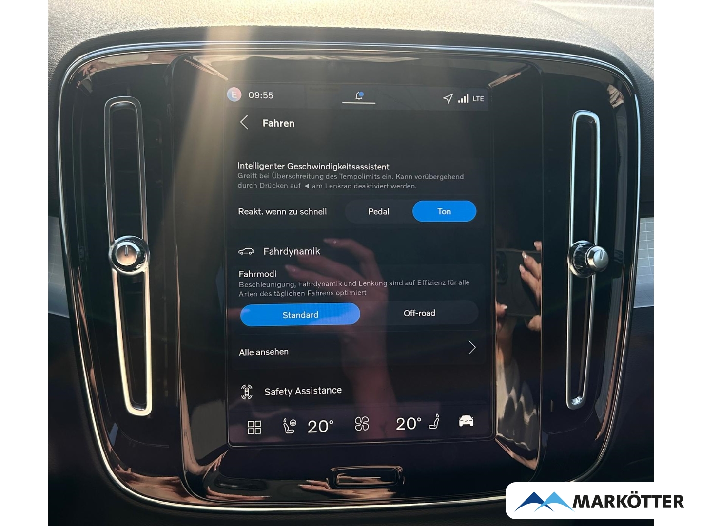 Fahrzeugabbildung Volvo XC40 Core 2WD ACC/Kamera/Spurhalteassist.