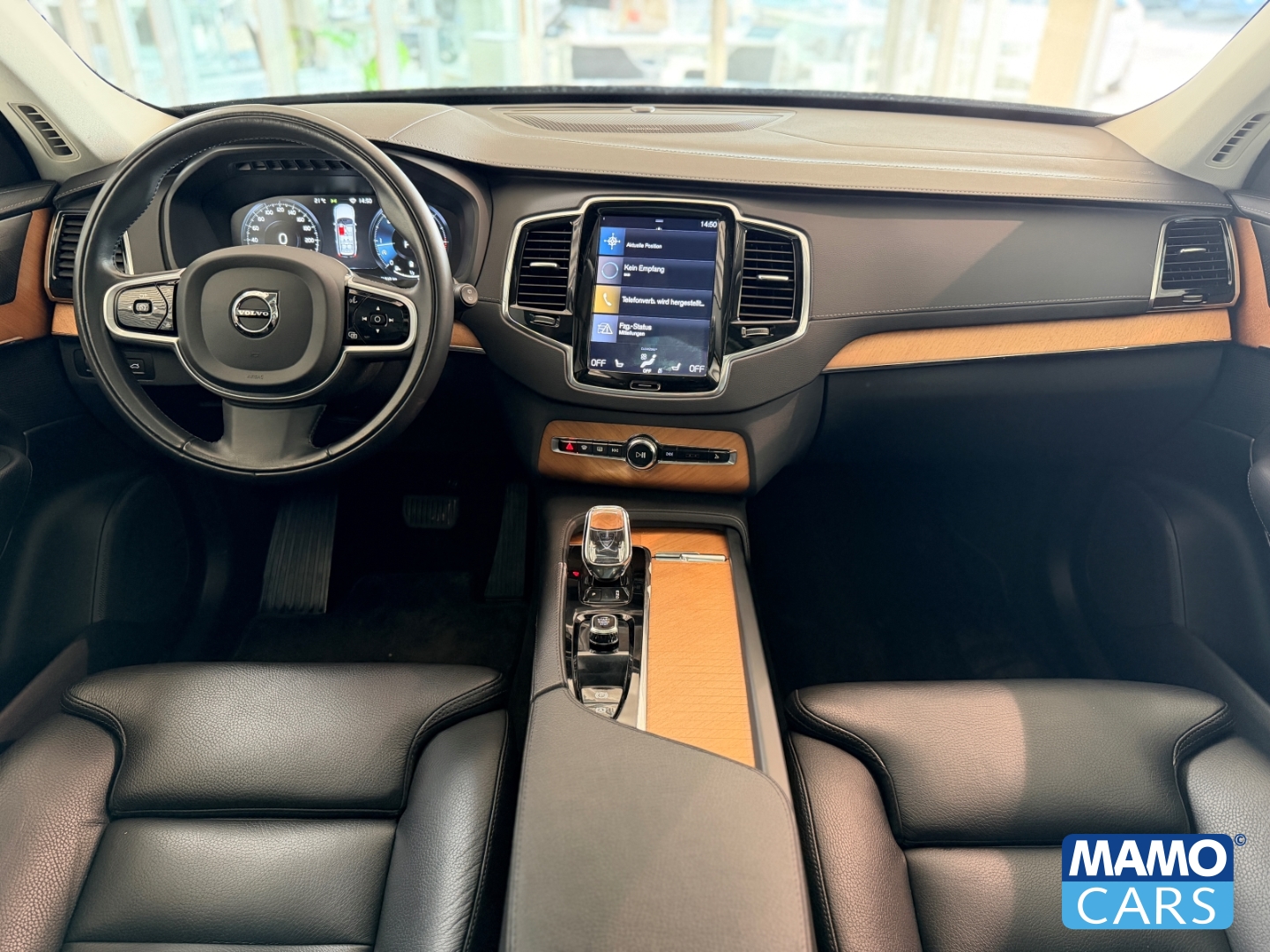 Fahrzeugabbildung Volvo XC90 B5 AWD Inscription 7-S/ACC/AHK/BLIS/360°/PANO
