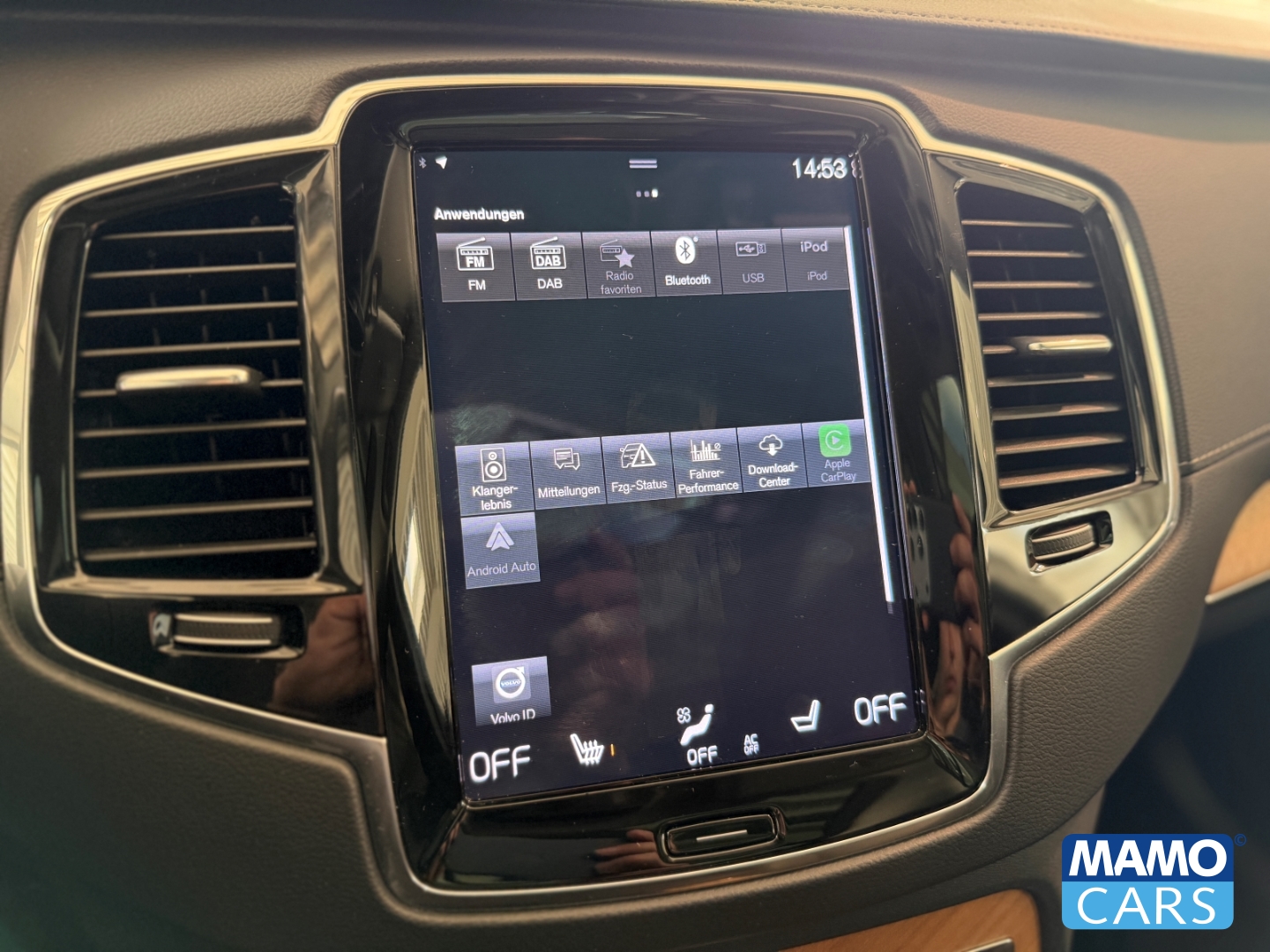 Fahrzeugabbildung Volvo XC90 B5 AWD Inscription 7-S/ACC/AHK/BLIS/360°/PANO