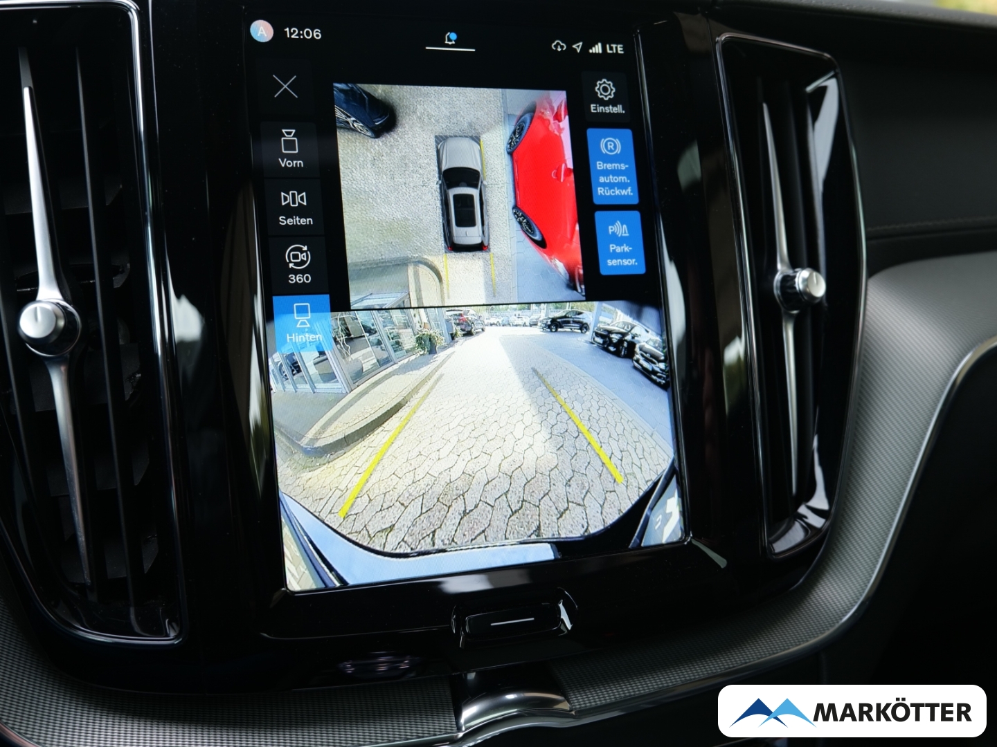 Fahrzeugabbildung Volvo XC60 T8 Recharge AWD Black Edition Ultra Four-C