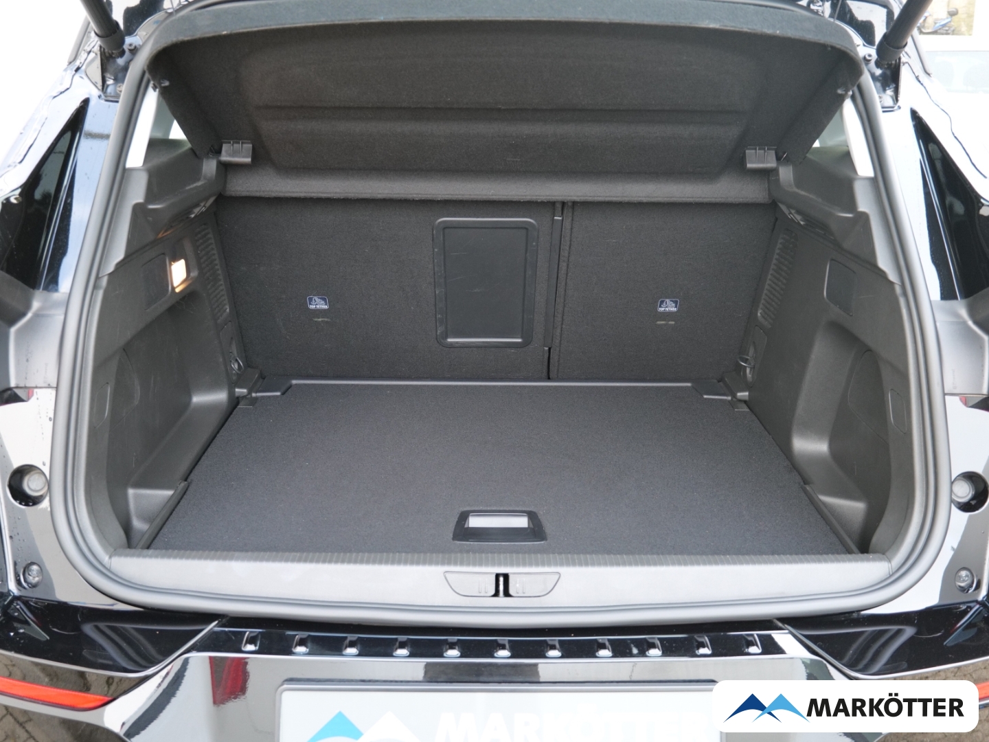Fahrzeugabbildung Opel Grandland 1.2 GS Mild Hybrid Black 180CAM/SHZ/LHZ
