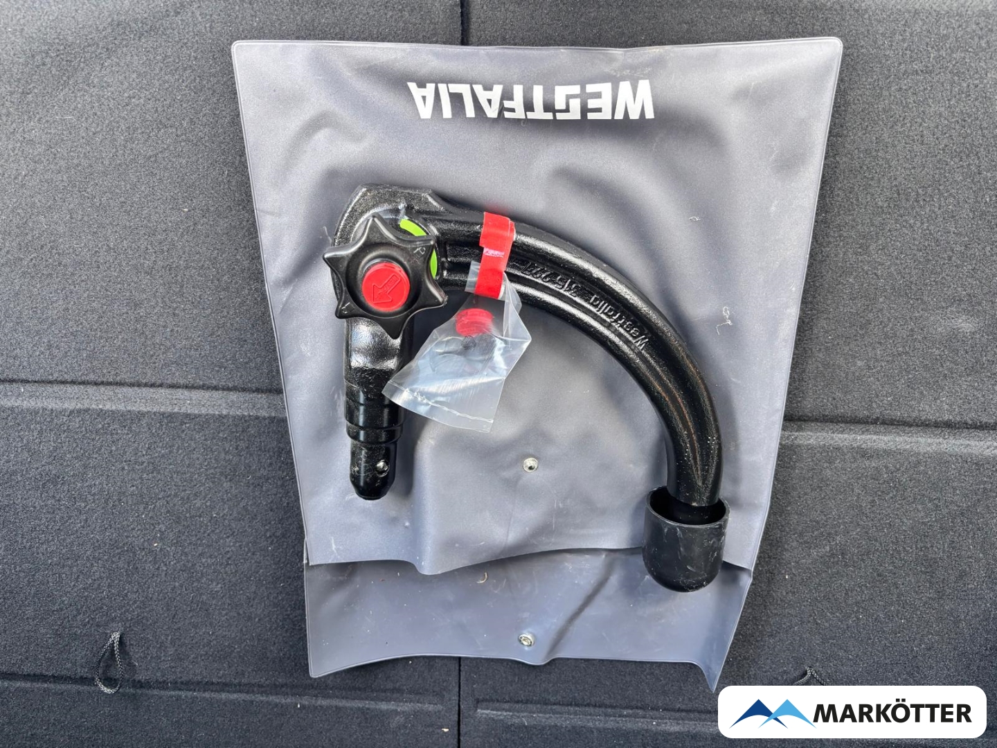 Fahrzeugabbildung Peugeot 5008 GT Hybrid 136 7-Sitzer AHK/ACC/BLIS/SHZ/CAM