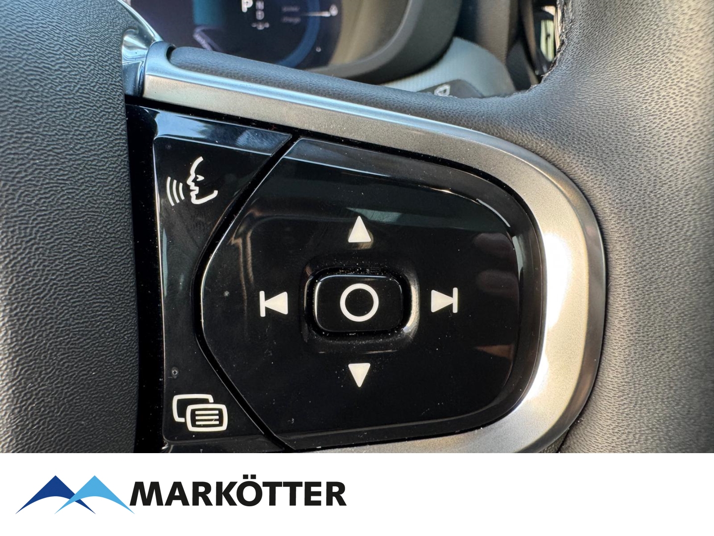 Fahrzeugabbildung Volvo XC60 Plus Dark Recharge Plug-In Hybrid AWD T6