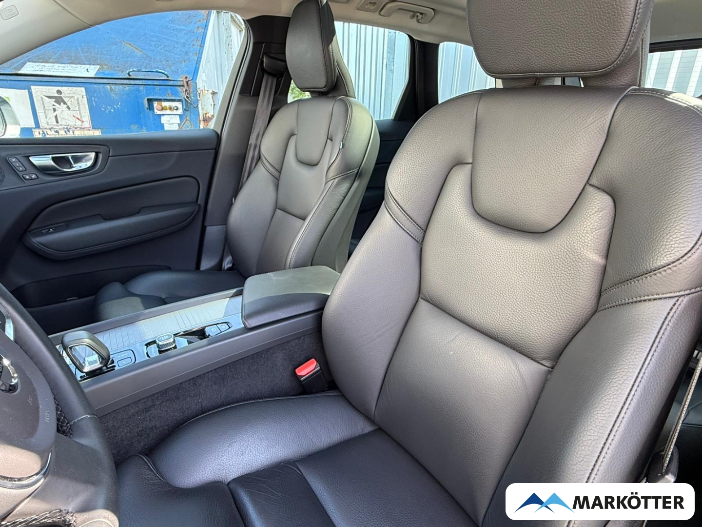 Fahrzeugabbildung Volvo XC60 T6 AWD Inscription Expression Recharge PANO